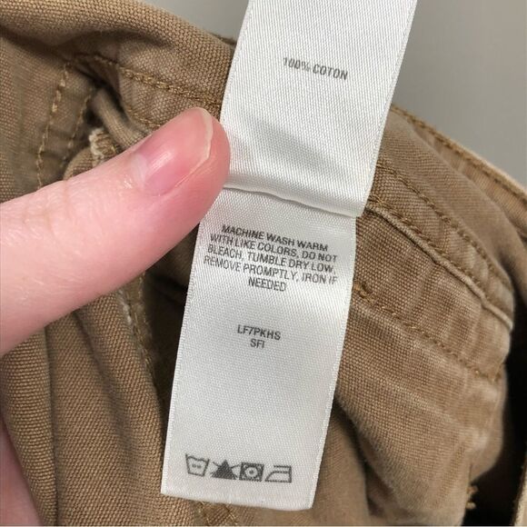 Cabela's 7 Pocket Hiker Men's Brown Tan Cargo Shorts Size 44 - Picture 6 of 6